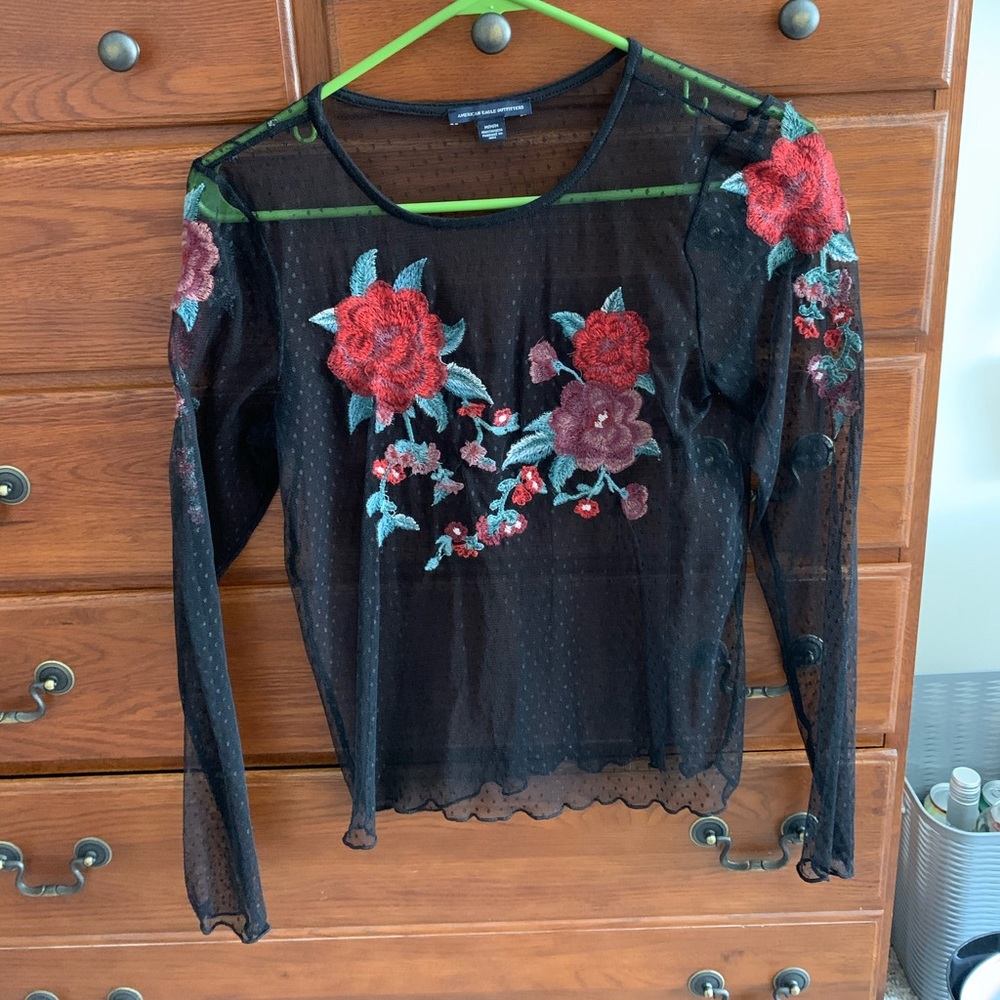 Mesh size M shirt